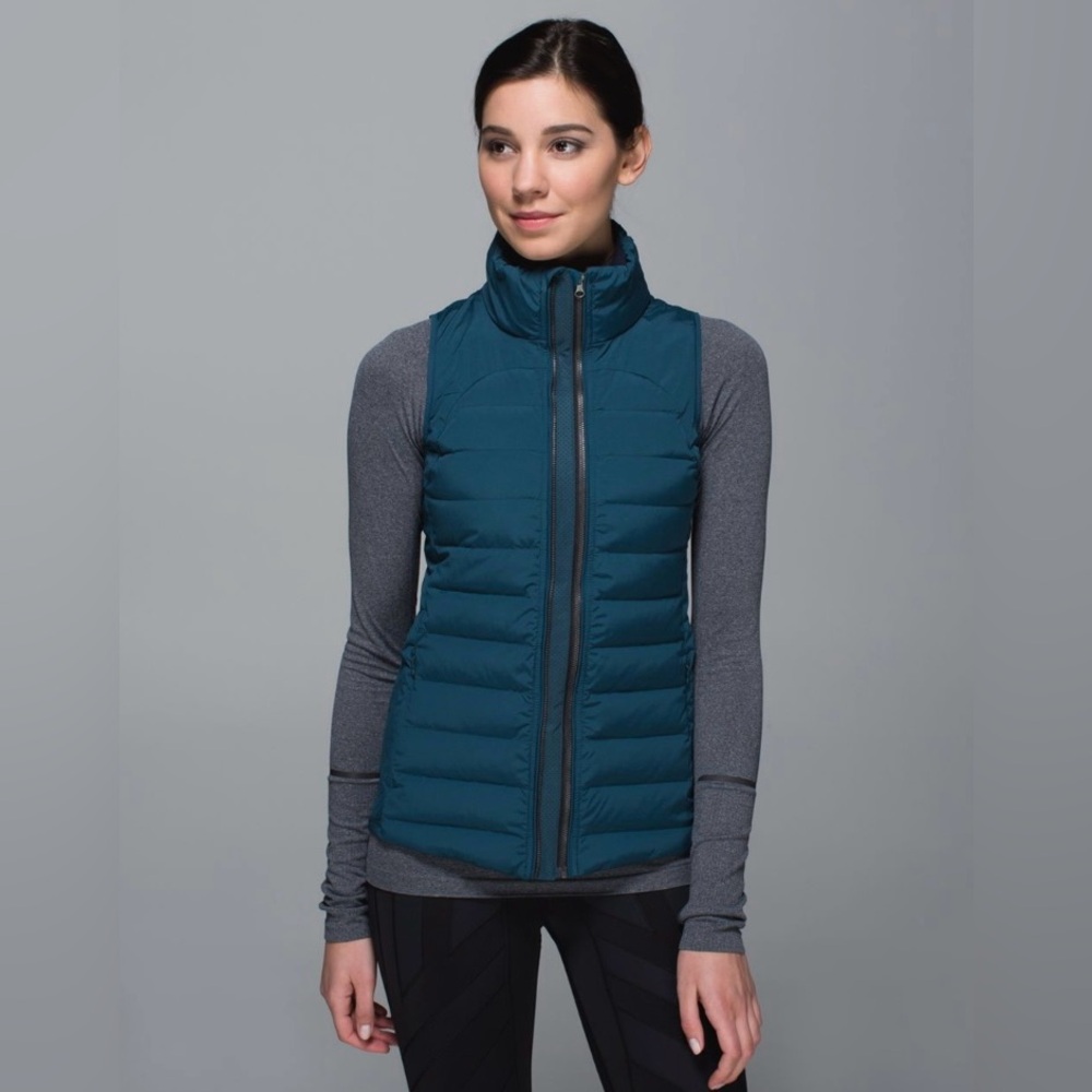 Lululemon Fluffed Up Vest** 800 Fill**